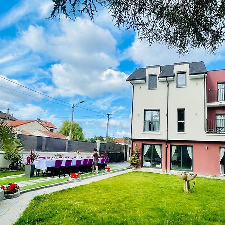 ווילג'וף Paris Dream Villa מראה חיצוני תמונה