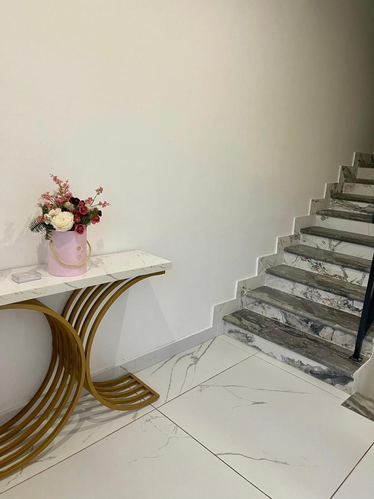 ווילג'וף Paris Dream Villa מראה חיצוני תמונה